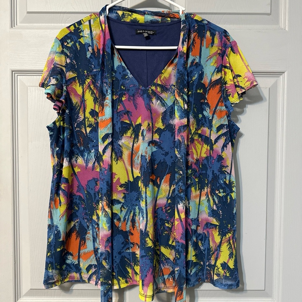 Ava & Grace Navy Blue Top